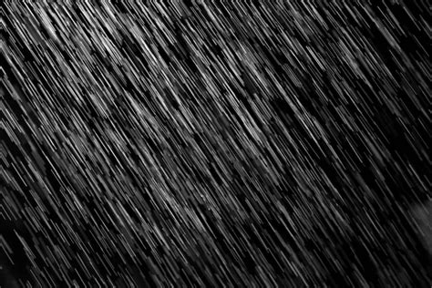 Lluvia Fondo Negro Fotos De Stock Im Genes De Lluvia Fondo Negro Sin