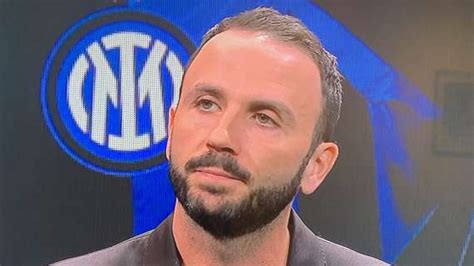 Pazzini Giroud Ha Tenuto In Piedi Da Solo L Attacco Del Milan