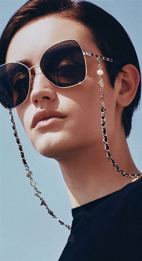 Chia sẻ với hơn 90 về chanel chain glasses hay nhất trieuson5