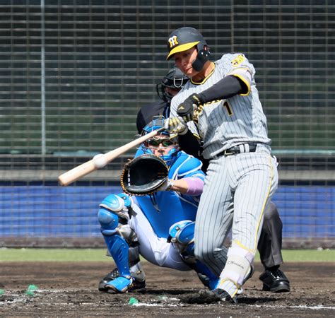 【阪神】ドラ1森下翔太、新人の佐藤輝に並ぶオープン戦猛打賞 チームが苦手とする左腕に好相性 プロ野球写真ニュース 日刊スポーツ