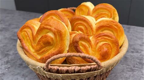 Вы обязательно должны попробовать приготовить такие булочки😍 Плюшки с ...