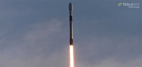 SpaceX's in-flight rocket engine failure threatens NASA astronaut ...