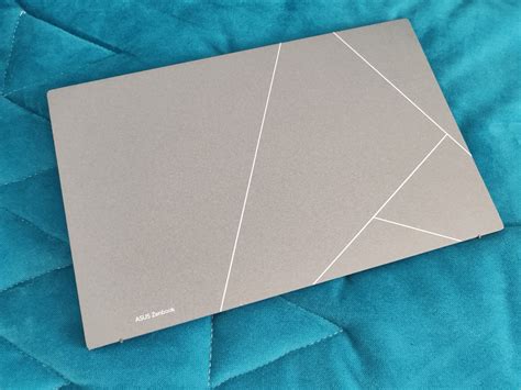 Test Asus Zenbook 15 OLED (UM3504) : un ultrabook polyvalent avec un ...