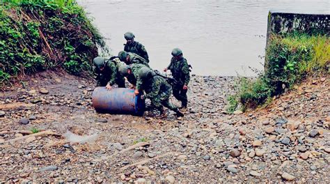 Unas Personas Aprehendidas En Fase De Control Militar De La