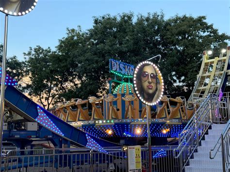 Parque aquático Hot Beach garante momentos de lazer opções surpreendentes Ellen Lima