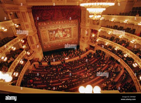 Saechsische state opera dresden hi-res stock photography and images - Alamy