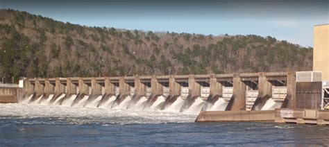 Industrial History: 1939 124mwNet Guntersville Dam on Tennessee River ...