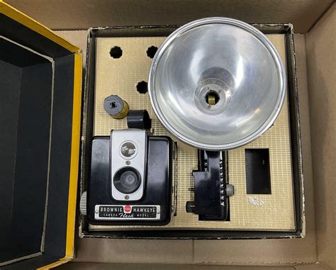 Lot 5pc Vintage Cameras Brownie Ansco AGFA