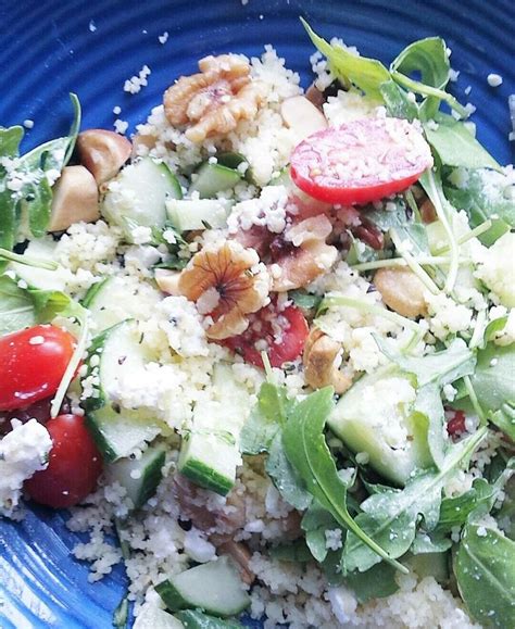 Alles wat ik in huis heb salade met couscous rucola hüttenkase