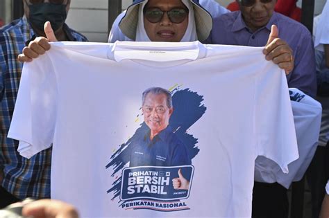 Malaysia Ex Pm Muhyiddin Faces Graft Charges Vows To Fight Ap News