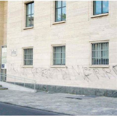 I Vandali Imbrattano Il Museo Gazzetta Del Sud