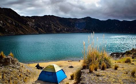 quilotoa-lagoon-3 - Bucket List Ecuador Travel