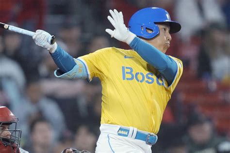 吉田正尚、1回に先制タイムリーで4試合連続安打 なるか15試合目で初のマルチ安打 スポーツ報知