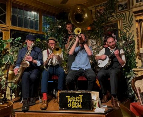 Jazz Au Café De France Avec Tenement Jazz Band