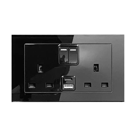 Retrotouch Crystal 13A DP Switched Socket With Dual USB Black PG 00659 UK