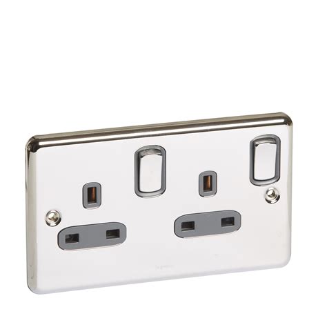 Synergy™ Authentic 2 Gang Switched Single Pole Bs Socket Outlet 13a