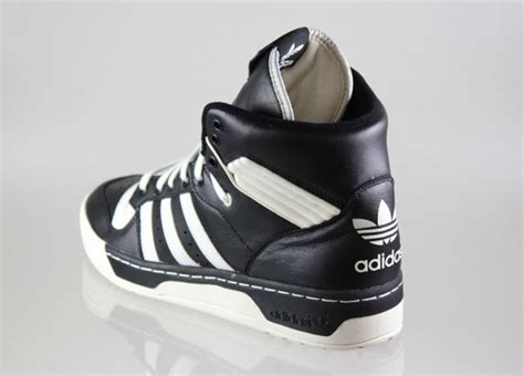 Adidas Originals Rivalry Hi Black White Vapour Chalk