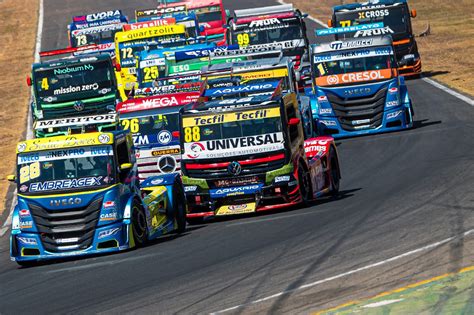 Danilo Dirani E Wellington Cirino Levam Iveco Usual Racing Ao P Dio Em