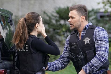 Chicago Pd Recap Season Episode Under The Skin Celeb