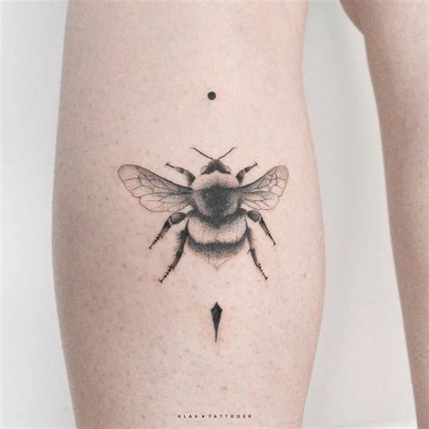 Pin By Anna Högberg On Tattoo Inspiration Bee Tattoo Body Art