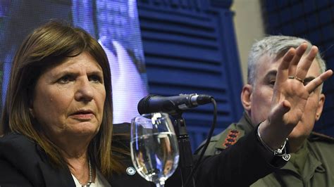 Bullrich defendió a Milei y apuntó contra los dirigentes del PRO que