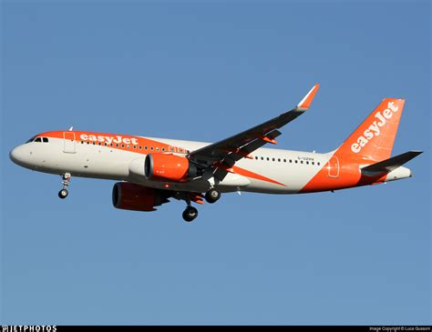 G UZHV Airbus A320 251N EasyJet Luca Gussoni JetPhotos