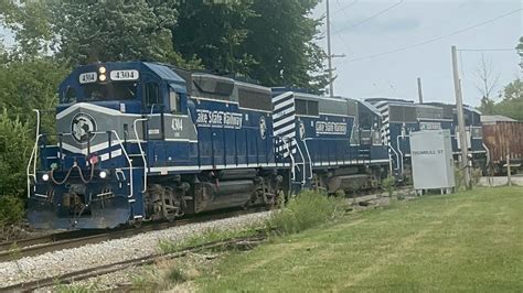 Lake State Railway Coming Through Bay City Youtube