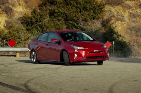 Watch The 2016 Toyota Prius Go Drifting In Its Super Bowl Ad