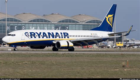 Ei Dld Ryanair Boeing As Wl Photo By Robertln Id