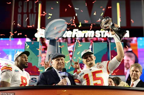 Super Bowl Lvii Chiefs Pull Out Thrilling 38 35 Win Over Eagles Showbiz Khabri