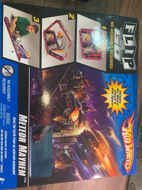 Hot Wheels Flip N Go Meteor Mayhem Hobbies Toys Toys Games On Carousell