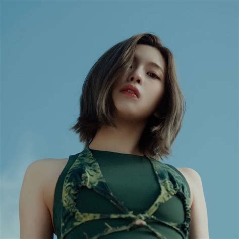 NMIXX (엔믹스) Bae | Short hair styles, Korean short hair, Bae
