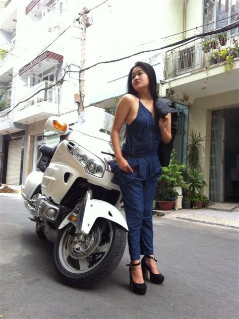 Hot girl Sài Gòn so độ nóng cùng PKL 2banh vn