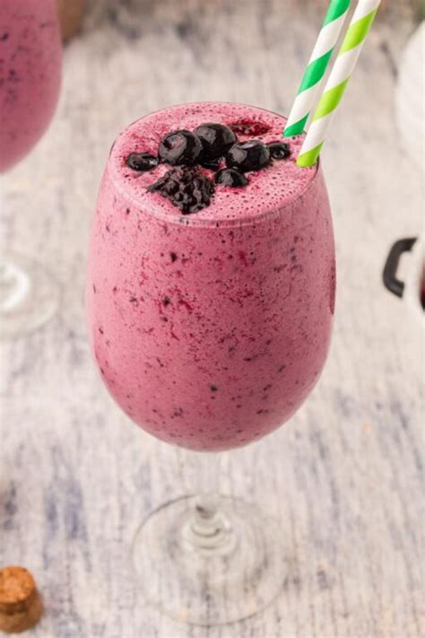 Greek Yogurt Smoothie With Berries Feast And Farm