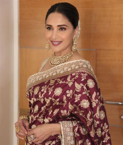 Madhuri Dixit Age Height Biography 2020 Wiki Net Worth Boyfriend