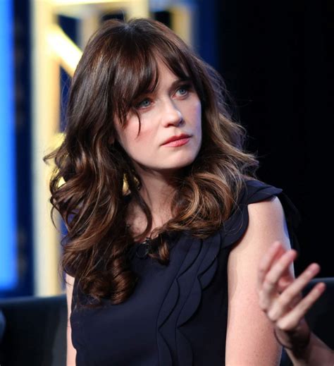 Zooey. 💕 I miss her. Zoey Deschanel, Blunt Bob With Bangs, American ...