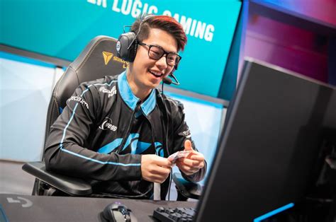 CLG secure fastest first blood in pro League of Legends history