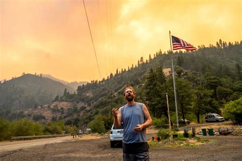 Us Firefighters Bracing For Dangerous Weather As 70 Wildfires Burn