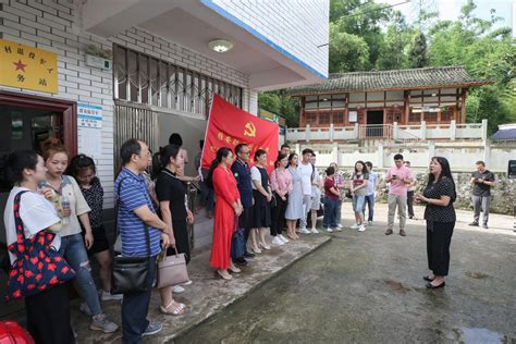 忆初心 铭党恩 助脱贫 记使命——机关后勤党总支第一、二党支部联合开展庆祝建党99周年主题党日活动 雅安职业技术学院