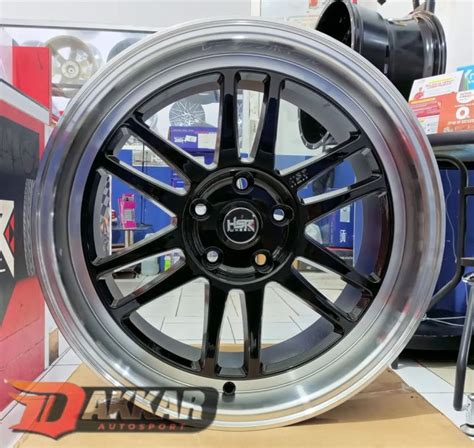 Velg Innova Zenix R18 Tipe Bly01 Hsr Bisa Untuk Hrv Xpander Rush Dll