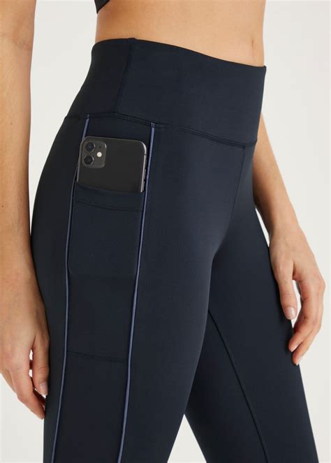 Souluxe Navy Capri Sports Leggings Matalan