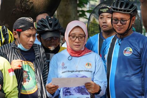 Peringati Hari Lingkungan Hidup Sedunia Klhk Gandeng Komunitas Sepeda