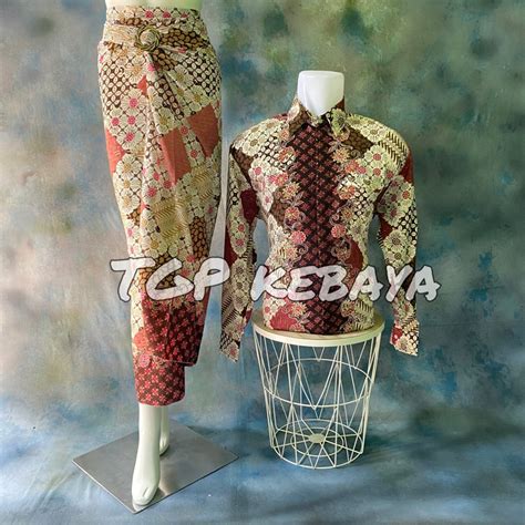 Jual Batik Couple Model Terbaru Batik Couple Kemeja Lengan Panjang Rok Lilit Couple Batik