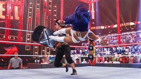 Bayley Vs Sasha Banks Smackdown Womens Title Hell In A Cell Match