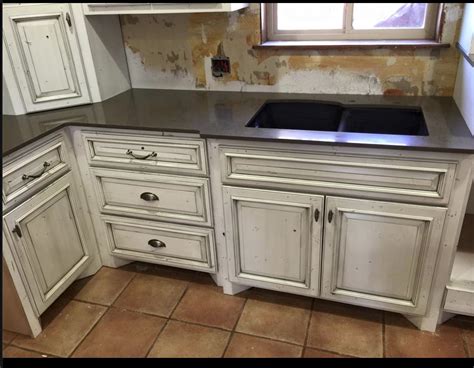 White Kitchen Cabinets With Gray Glaze – Juameno.com