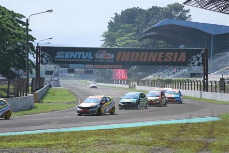 Junus Danuatmojo Berhasil Menjadi Juara Umum Di Ajang One Make Race