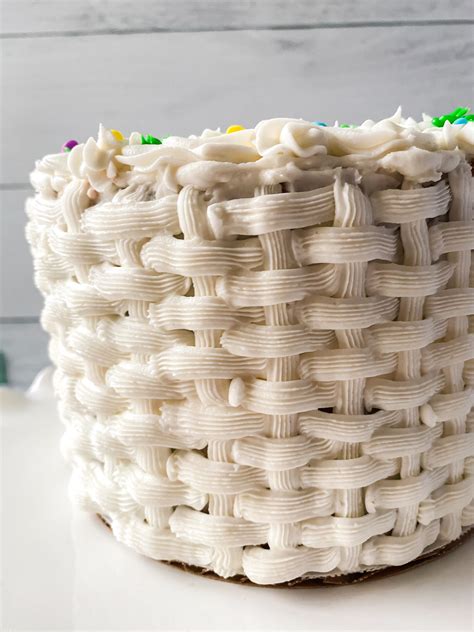 Learn How To Make A Beautiful Basket Weave Cake Design