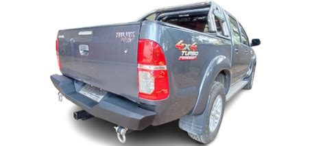 Bumper Paragolpe Trasero Negro Toyota Hilux