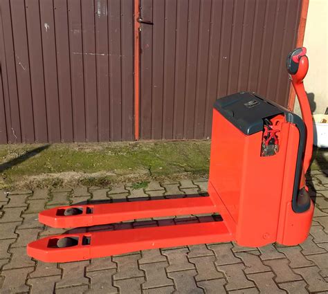 Wózek paletowy paleciak elektryczny LINDE T18 Syców OLX pl