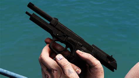 Retextured Beretta M9 W Markings GTA5 Mods